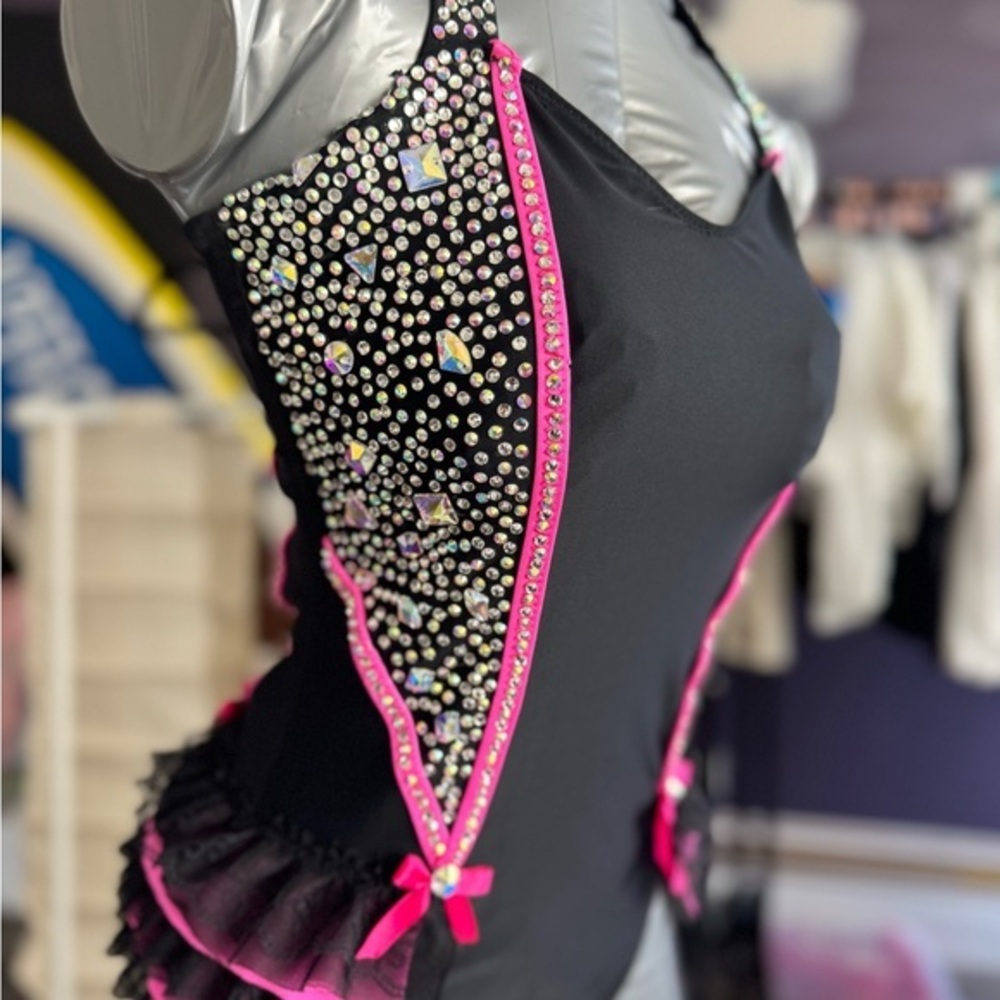 Custom Sparkling Black and Pink Dance Costume